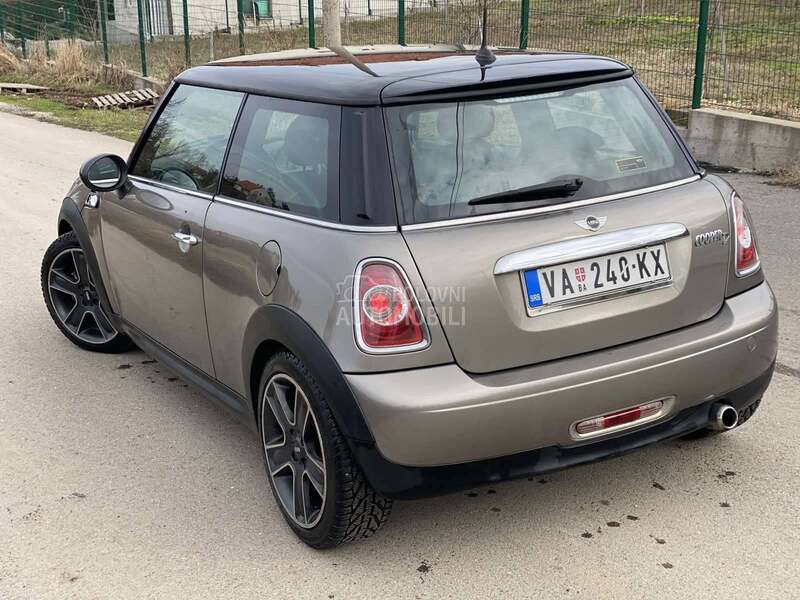 MINI Cooper 