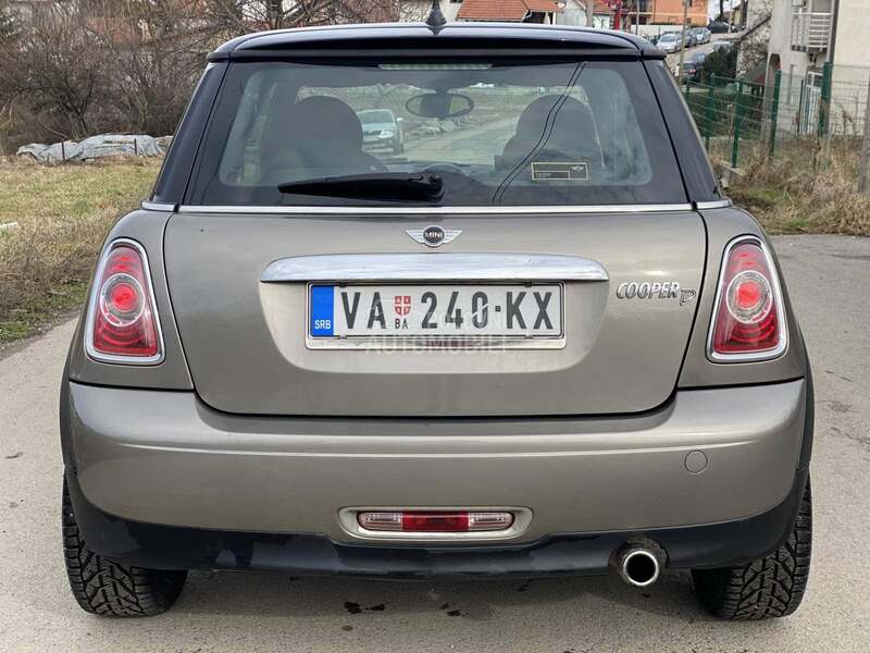 MINI Cooper 