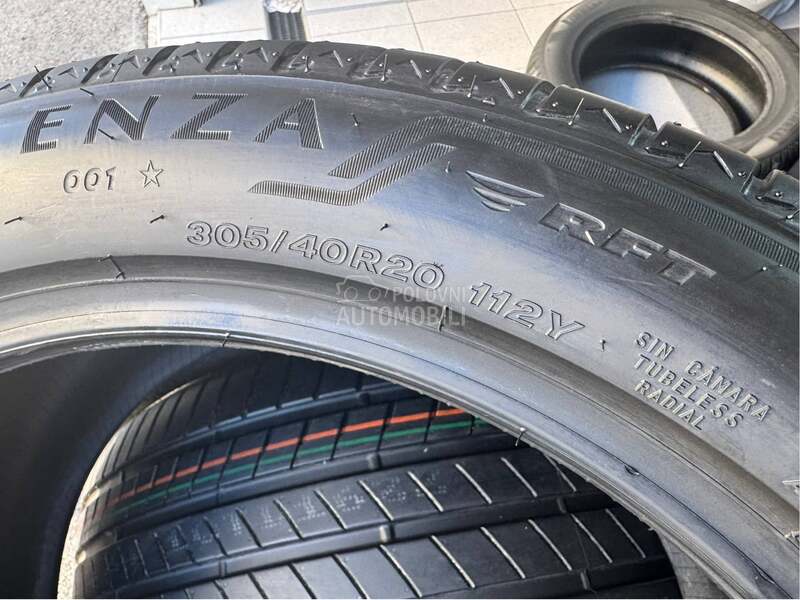 Bridgestone 305/40 R20 Letnja