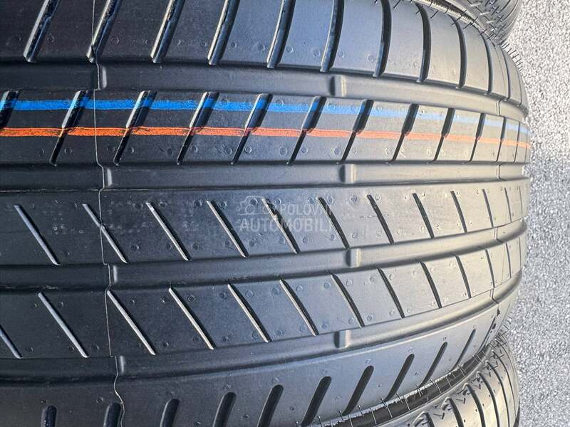 Bridgestone 305/40 R20 Letnja