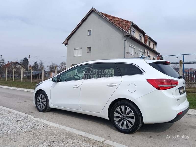 Kia cee`d sw 1.6 crdi f.u.l.l.