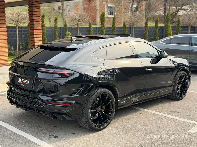 Lamborghini Urus S