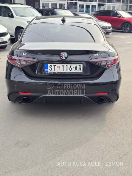 Alfa Romeo Giulia 