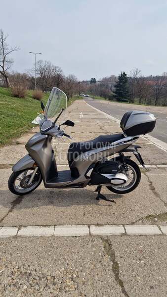 Honda SH 350 A