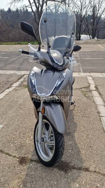 Honda SH 350 A