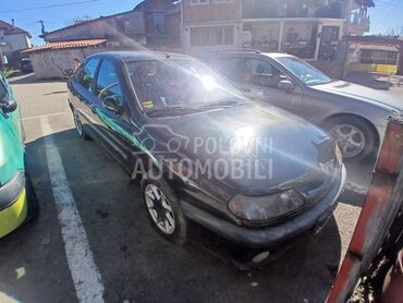 Renault Laguna 