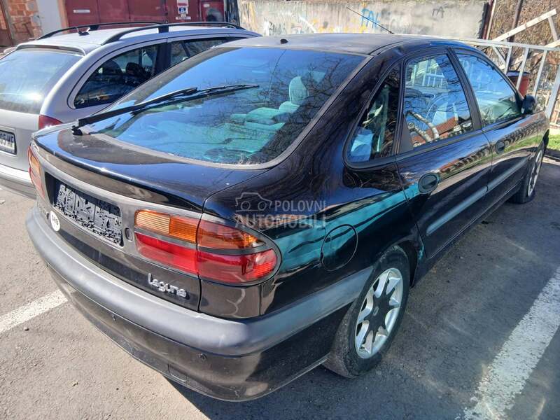 Renault Laguna 