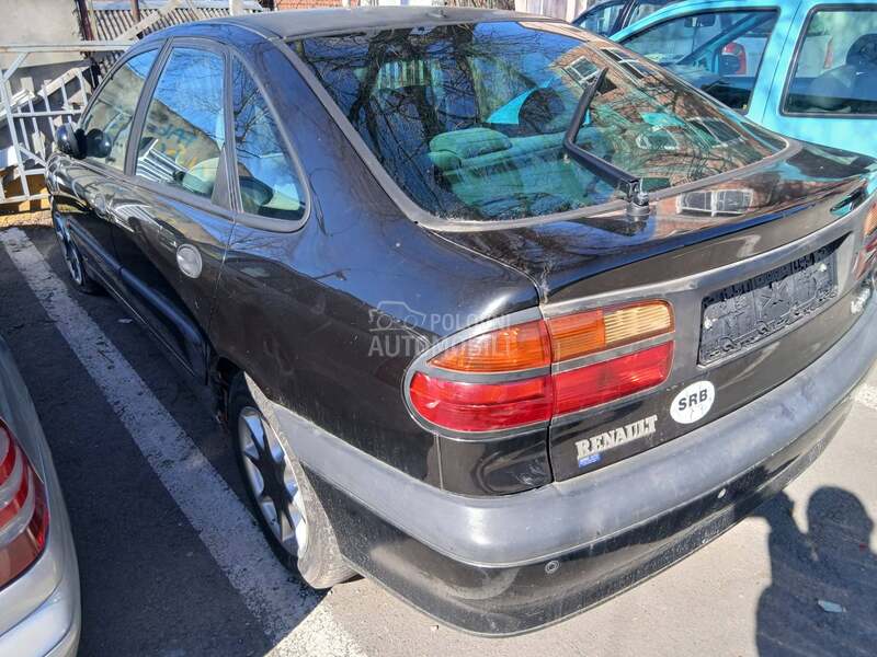 Renault Laguna 