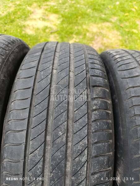 Michelin 215/55 R17 Letnja