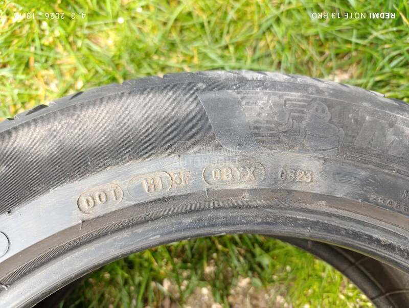 Michelin 215/55 R17 Letnja