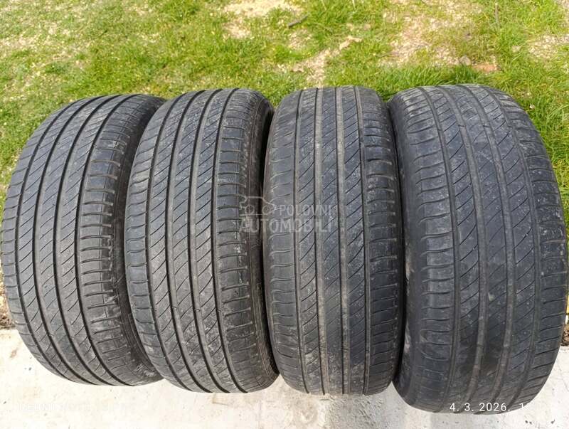 Michelin 215/55 R17 Letnja