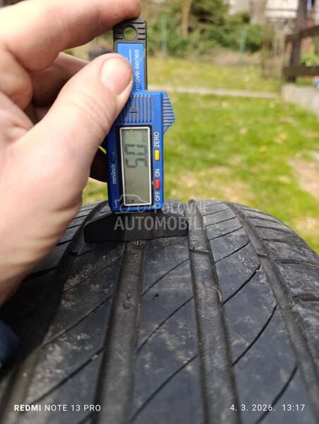 Michelin 215/55 R17 Letnja