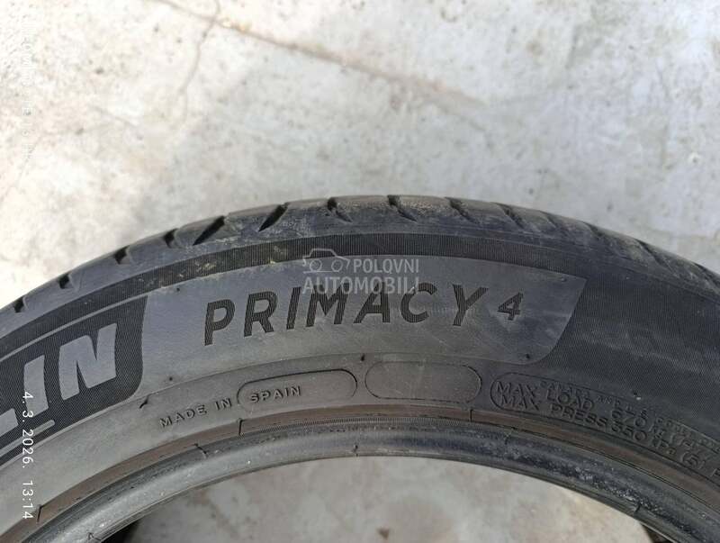 Michelin 215/55 R17 Letnja