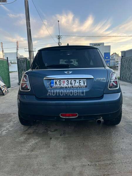 MINI Cooper 