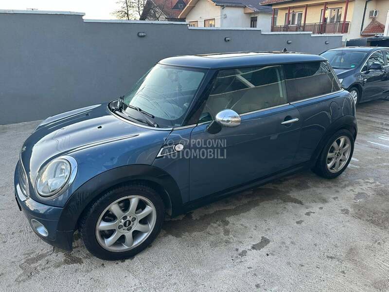 MINI Cooper 