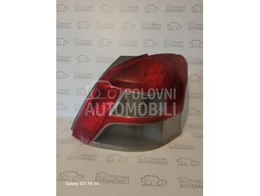 stop svetlo za Toyota Yaris od 2009. do 2011. god.