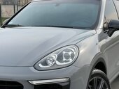 Porsche Cayenne Diesel / restay.ling