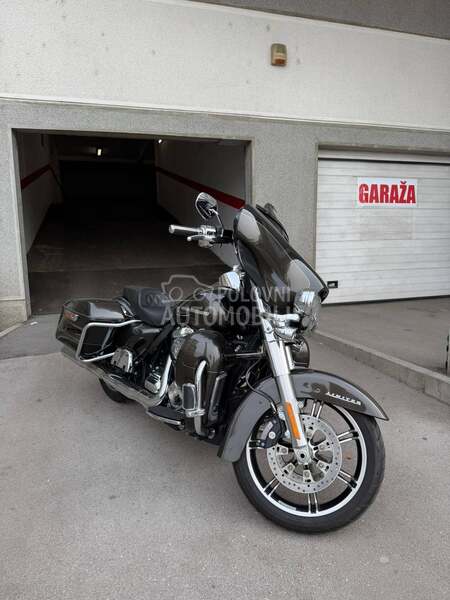 Harley Davidson Electra Glide 114