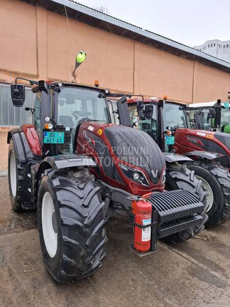 Valtra T254
