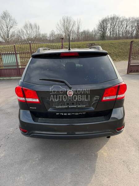 Fiat Freemont 