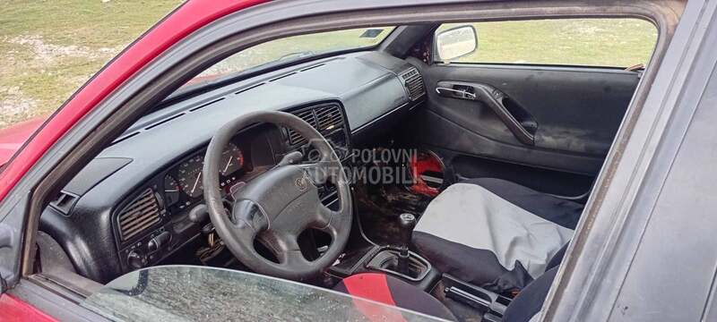 Volkswagen Passat B4 