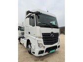 Mercedes Benz MP5 1845 Stream space