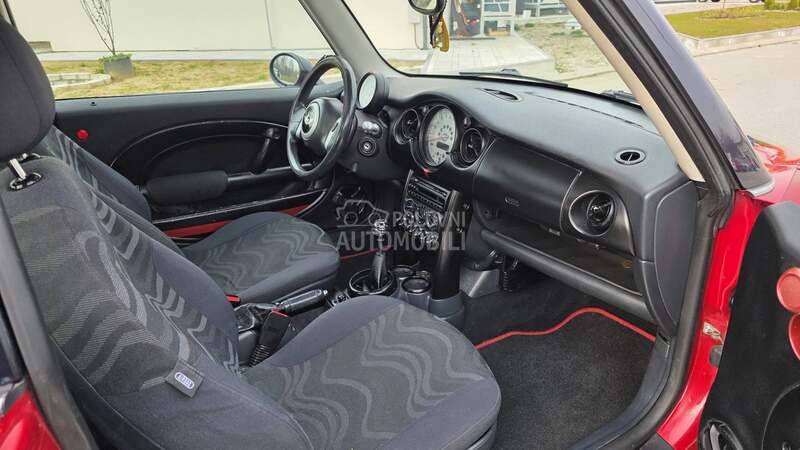 MINI Cooper 