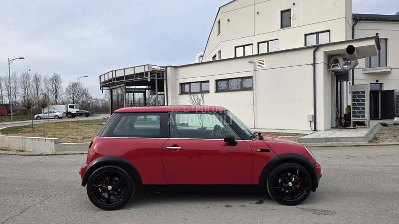 MINI Cooper 