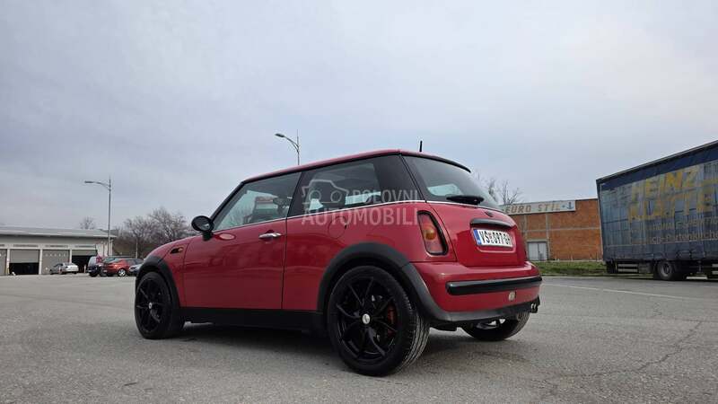 MINI Cooper 