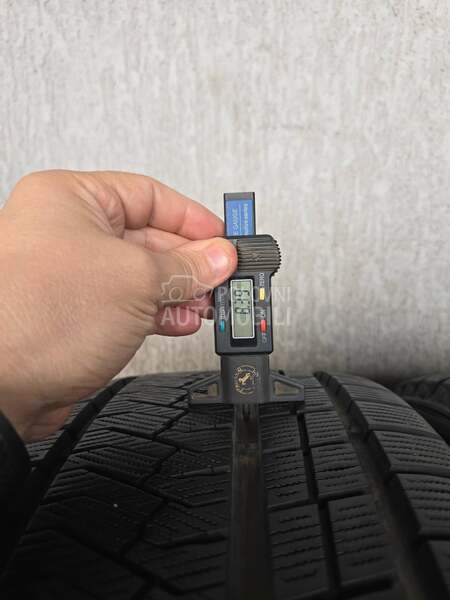 Triangle 245/45 R19 Zimska