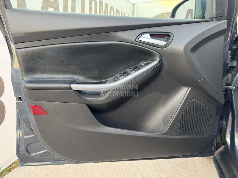 Ford Focus TITANIUM