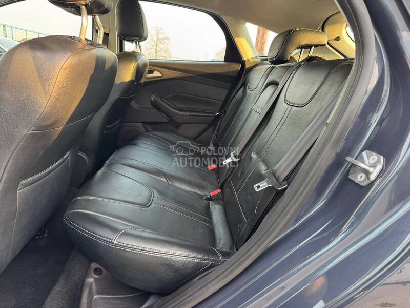 Ford Focus TITANIUM