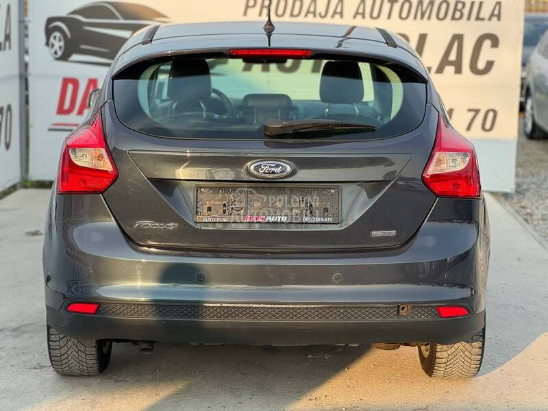 Ford Focus TITANIUM