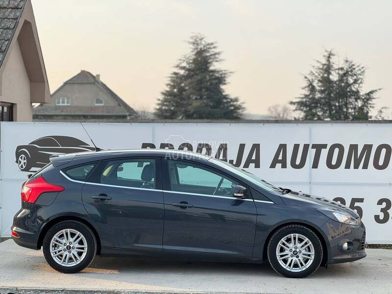 Ford Focus TITANIUM