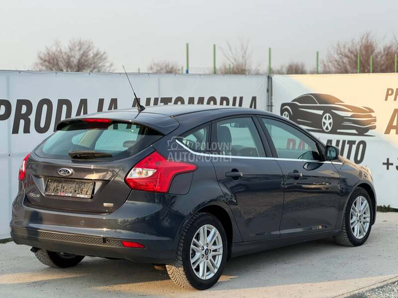 Ford Focus TITANIUM
