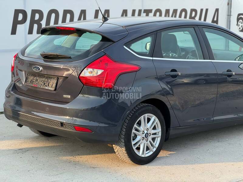 Ford Focus TITANIUM