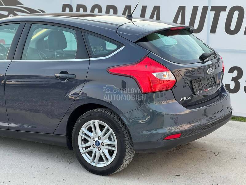 Ford Focus TITANIUM