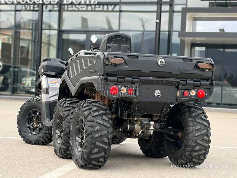 Can-Am outlander 1000 xt 6x6