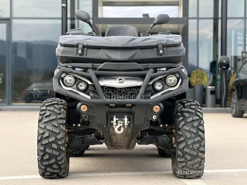 Can-Am outlander 1000 xt 6x6