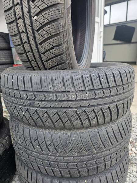 Sailun 205/60 R16 Sve sezone