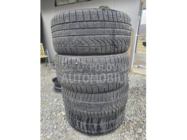 Pirelli 275/40 R19 Zimska