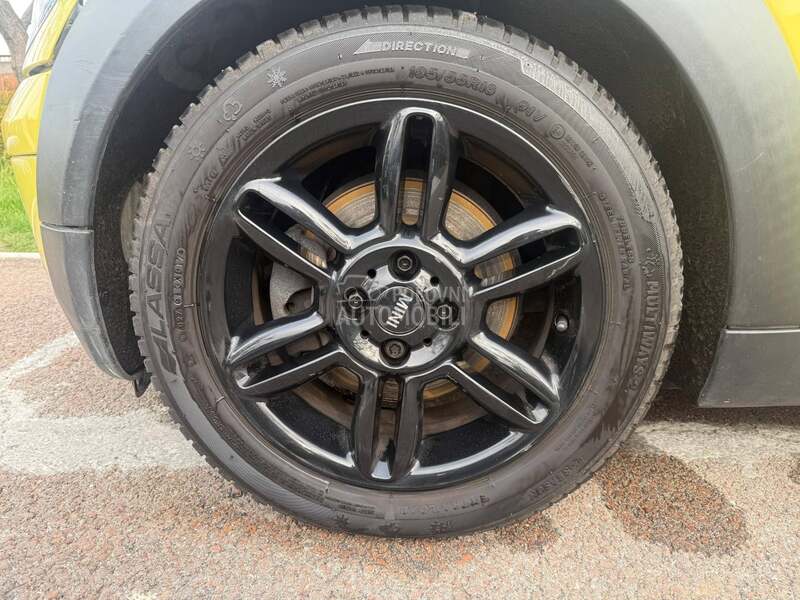 MINI One AUTO. M. A. T. I. C.