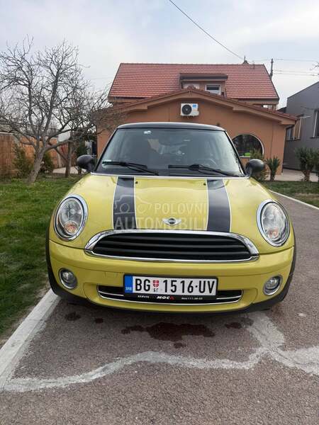 MINI One AUTO. M. A. T. I. C.