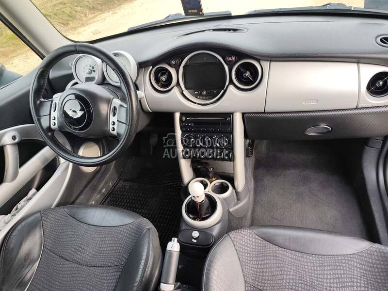 MINI Cooper 1.6
