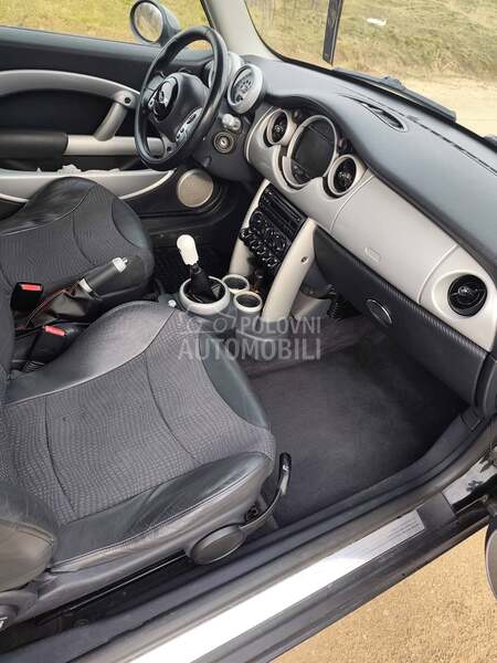 MINI Cooper 1.6