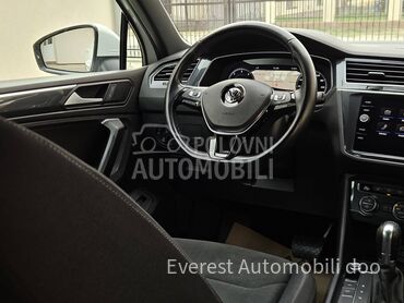 Volkswagen Tiguan 2.0TDi/R LINE/PANO