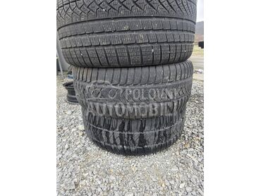 Pirelli 245/45 R19 Zimska