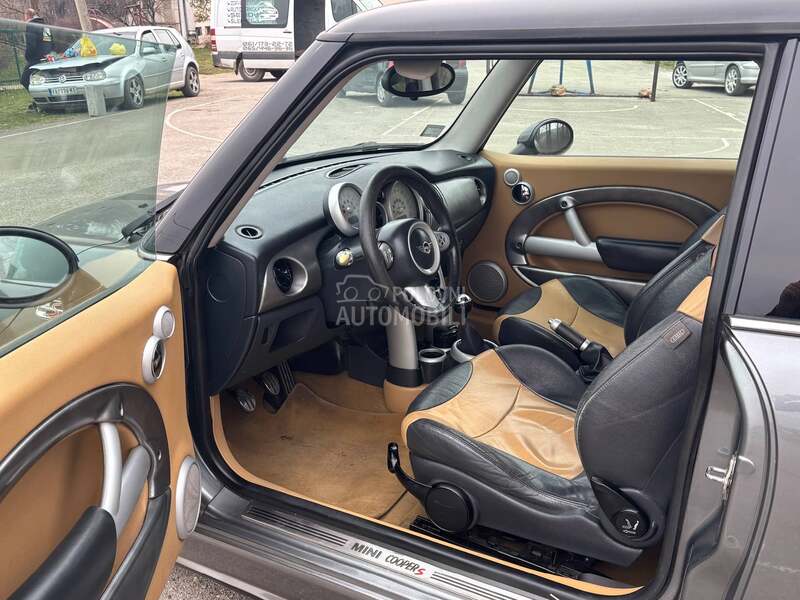MINI Cooper S 1.6