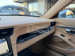 Porsche 911 Carrera 4s slika 29