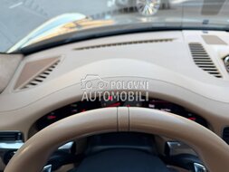 Porsche 911 Carrera 4s slika 37